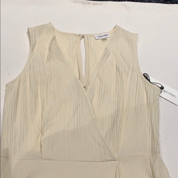 BNWT Calvin Klein Flowy Summer Dress - Picture 3 of 10